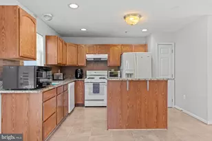 8030 Bloomsbury Pl, White Plains, MD 20695 - Photo 14