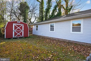 8021 Holly Ave, Waldorf, MD 20601 - Photo 28