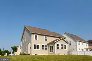 5149 Atlantis Ln, White Plains, MD 20695 - Photo 4