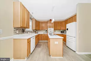 4300 Eagle Trace Ct, Waldorf, MD 20602 - Photo 12