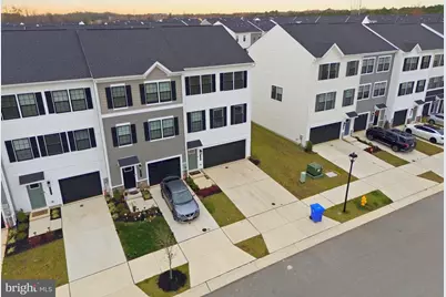 369 Soft Rush Ln, La Plata, MD 20646 - Photo 2