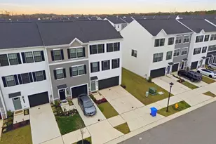 369 Soft Rush Ln, La Plata, MD 20646 - Photo 2