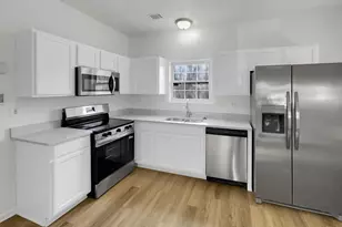 11367 Stony Cove Dr, Waldorf, MD 20601 - Photo 2