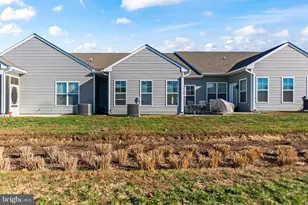 102 Camden Cir, La Plata, MD 20646 - Photo 20