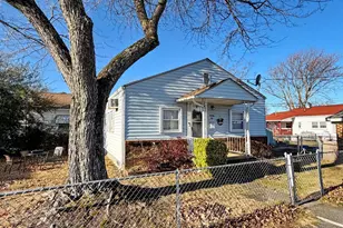 22 Greenwood Pl, Indian Head, MD 20640 - Photo 2