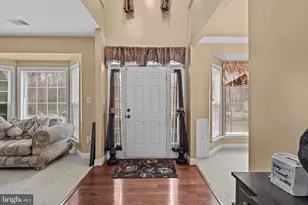 11255 Wildmeadows St, Waldorf, MD 20601 - Photo 4