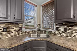 11255 Wildmeadows St, Waldorf, MD 20601 - Photo 16