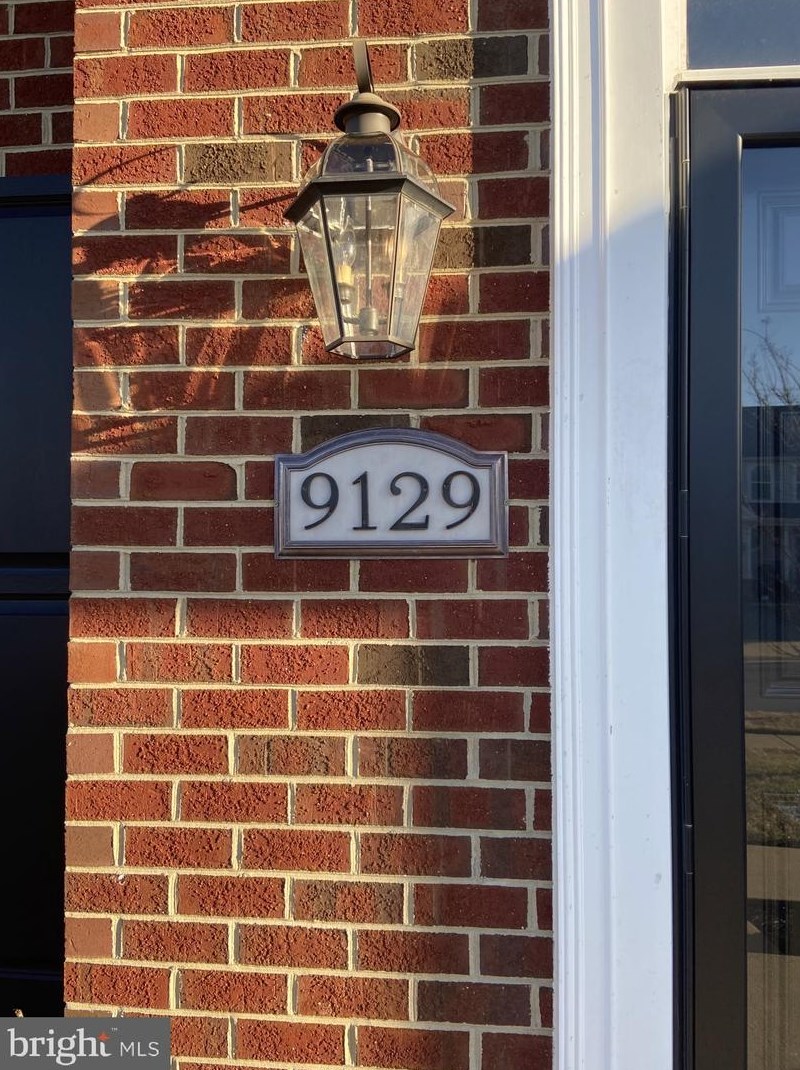 9129 Maytide St, Waldorf, MD 20603-7014