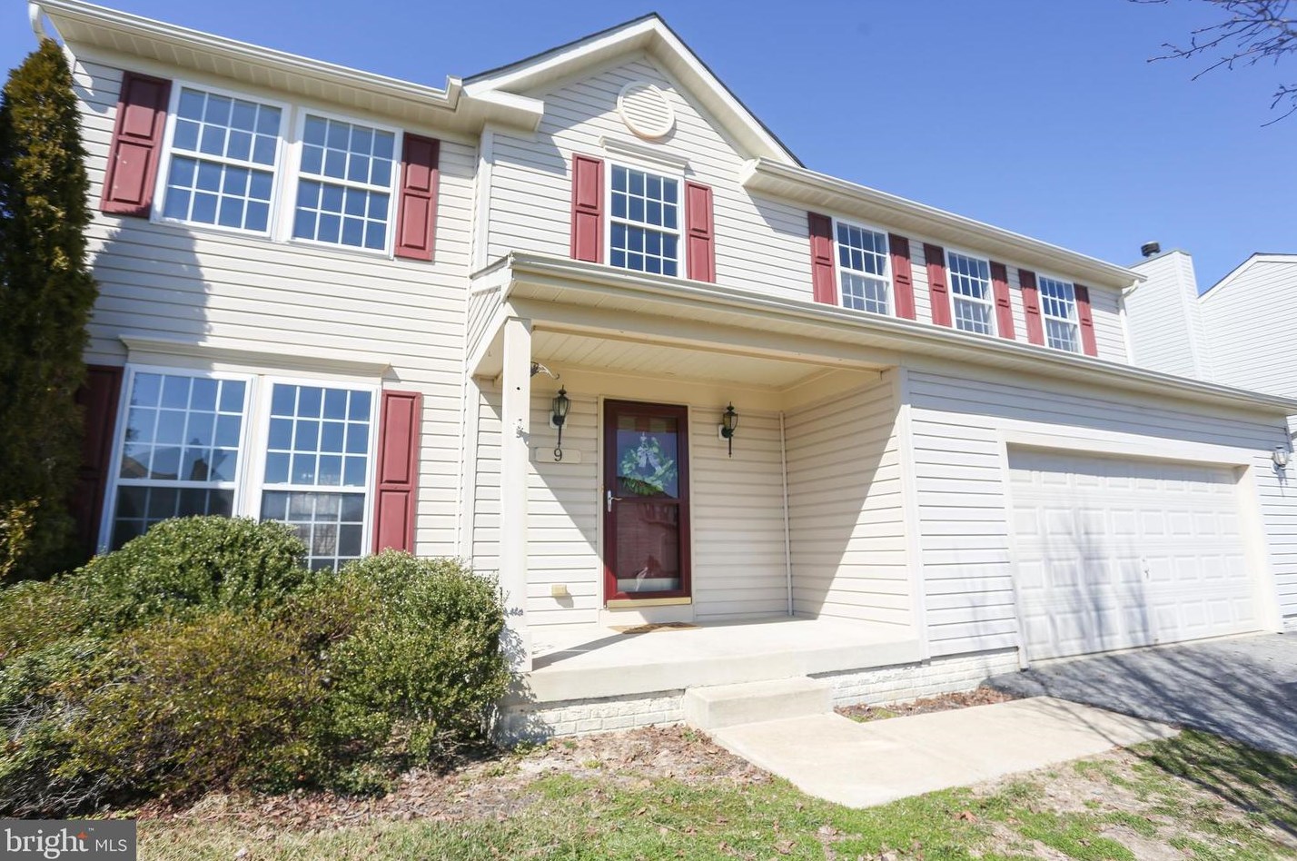 9 Robins Ct, Ridgely, MD 21660-1945