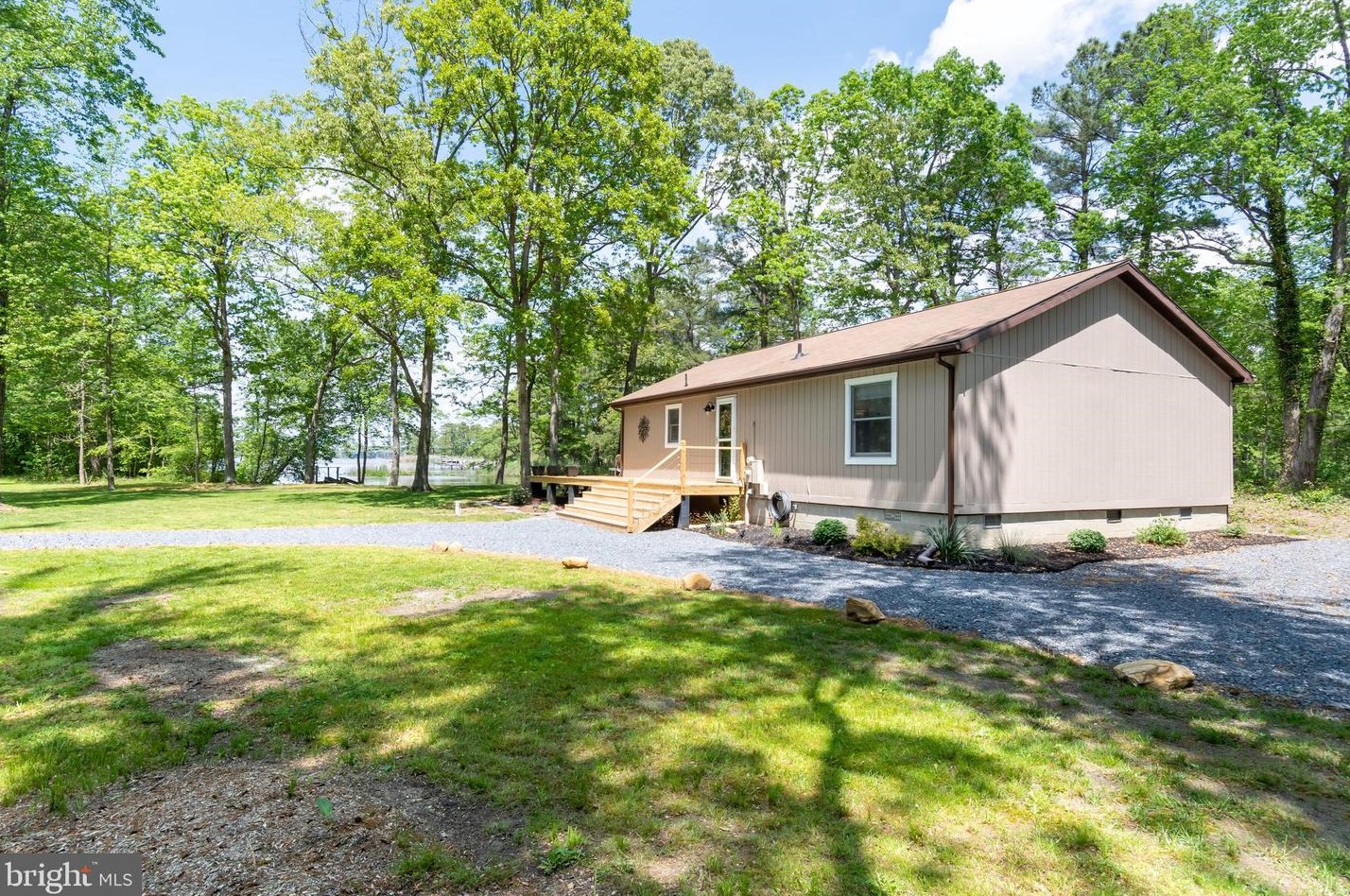 20680 Tammuxzena Dr, Preston MD  21655-1477 exterior