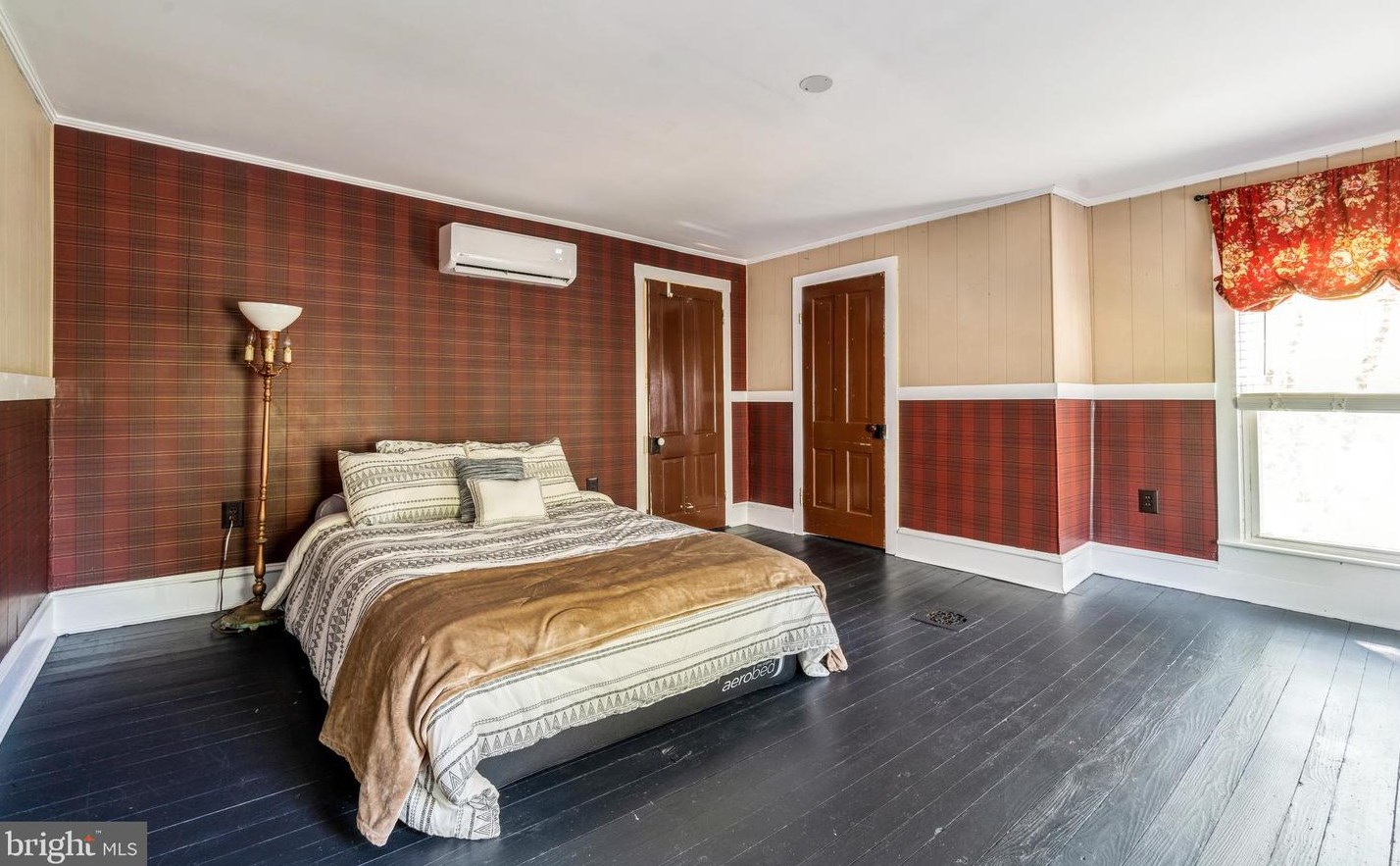 212 Maple Ave, Ridgely MD  21660-1911 exterior