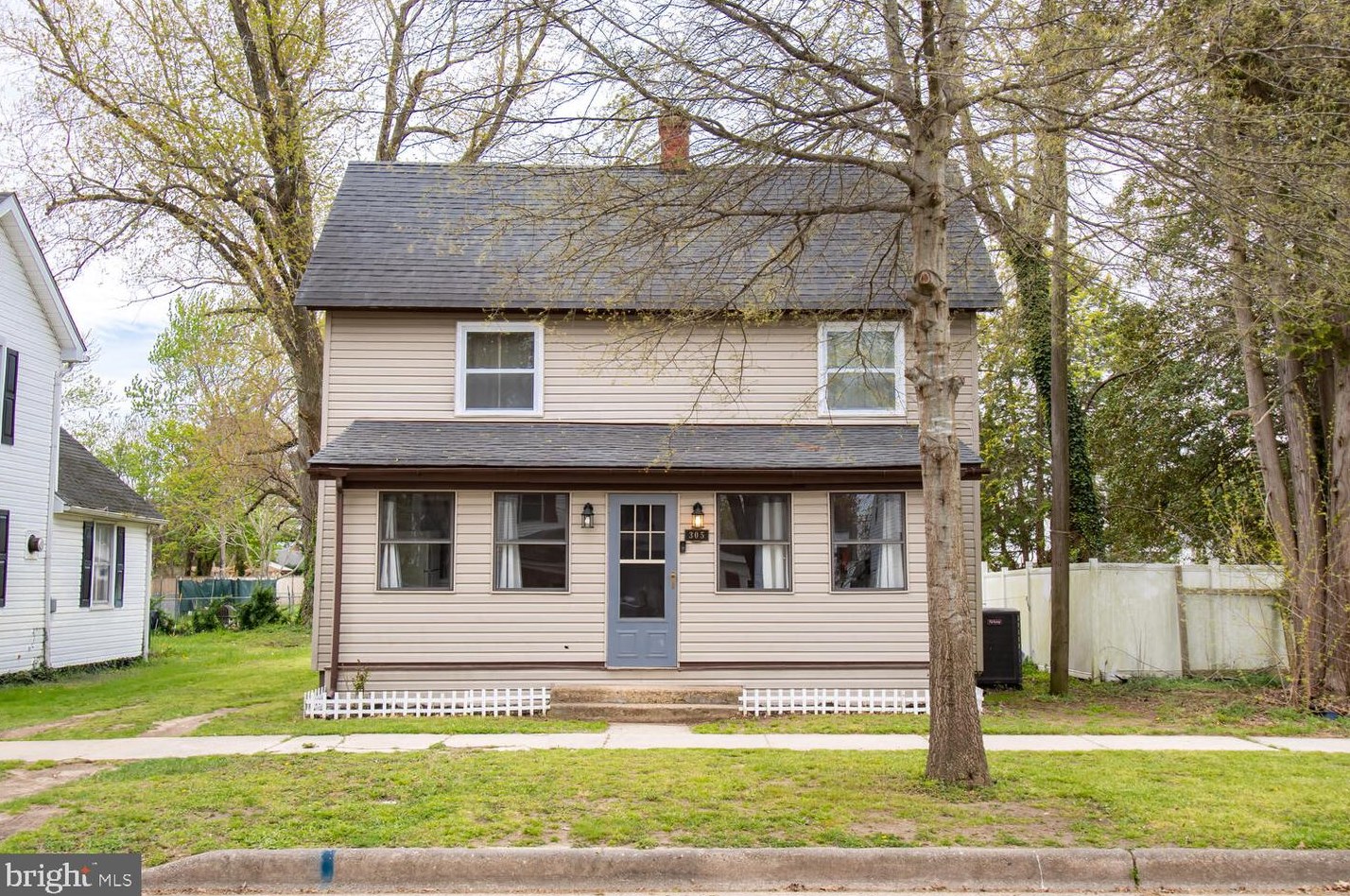 305 Maryland Ave, Ridgely MD  21660-2104 exterior