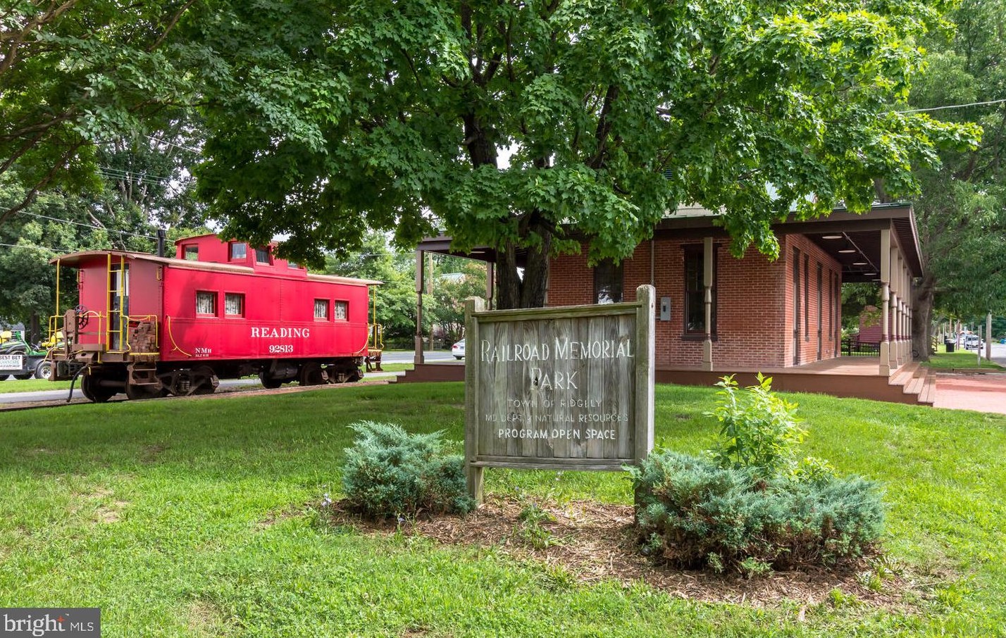 305 Maryland Ave, Ridgely MD  21660-2104 exterior