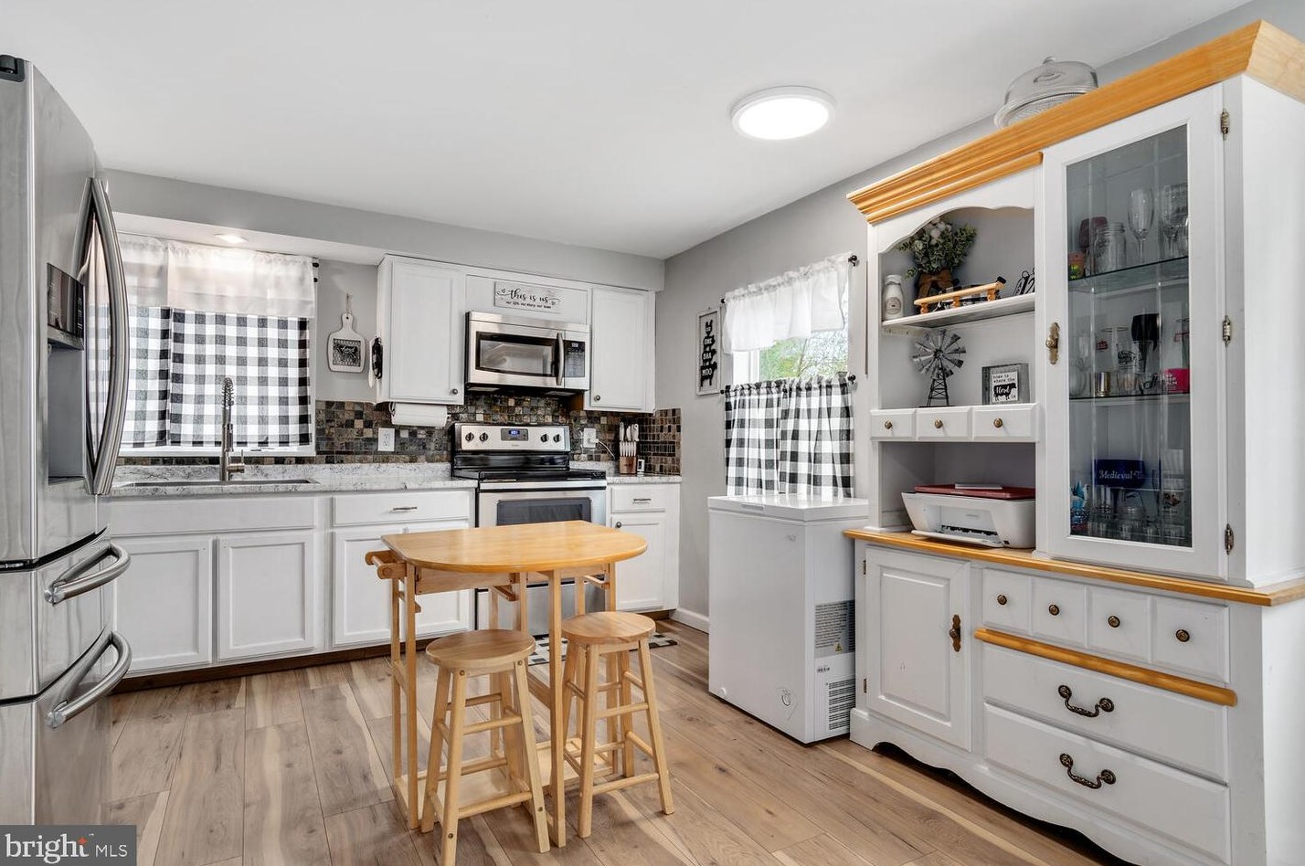 305 Maryland Ave, Ridgely MD  21660-2104 exterior