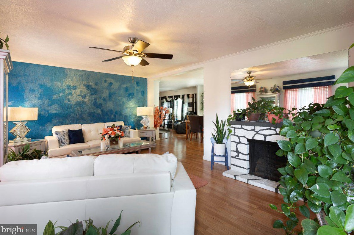 12051 Wayman St, Ridgely, MD 21660-1812