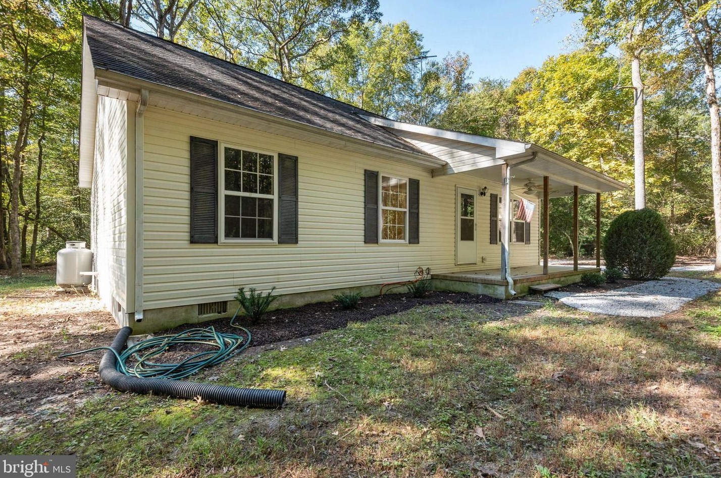 25095 Trunk Line Rd, Henderson, MD 21640