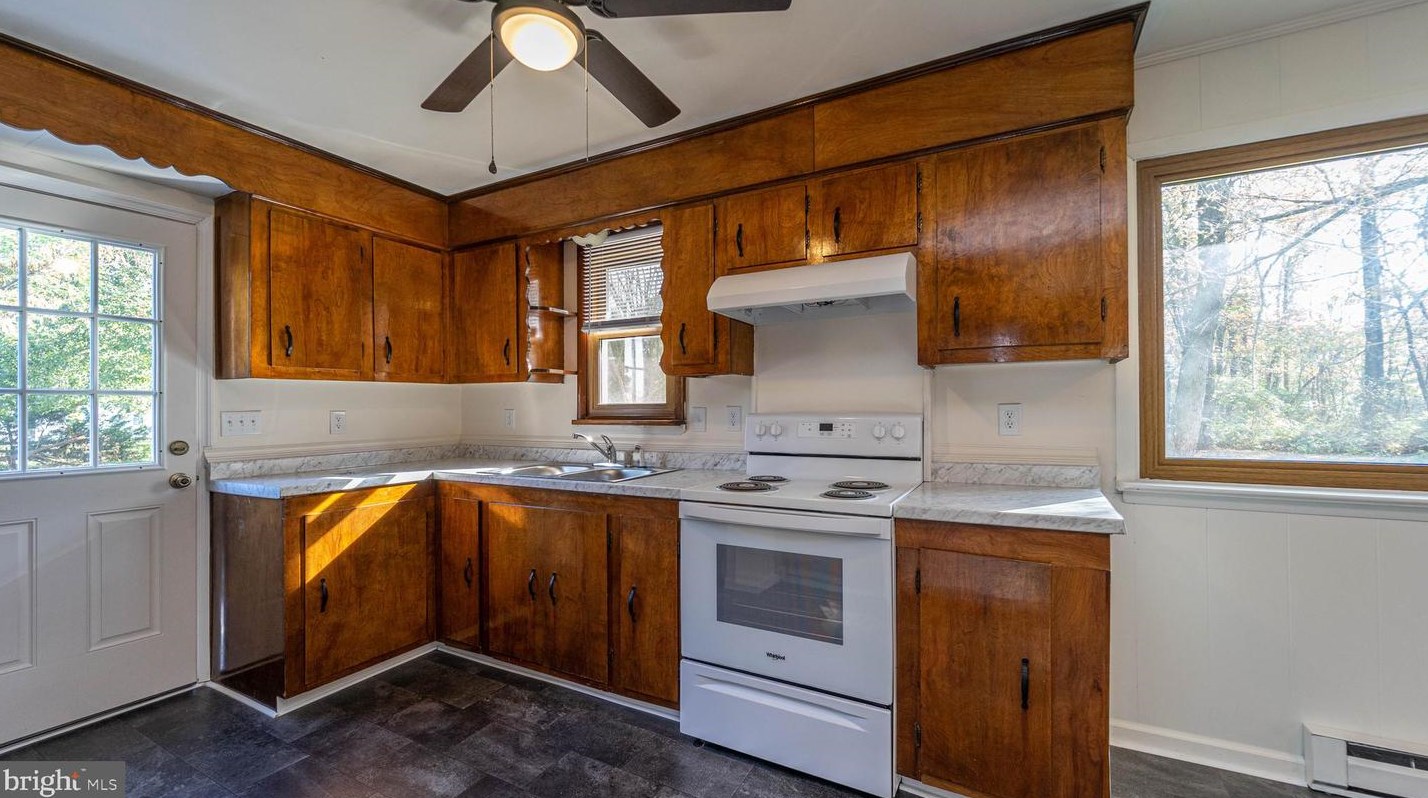 4331 Poplar Neck Rd, Preston MD  21655-1328 exterior