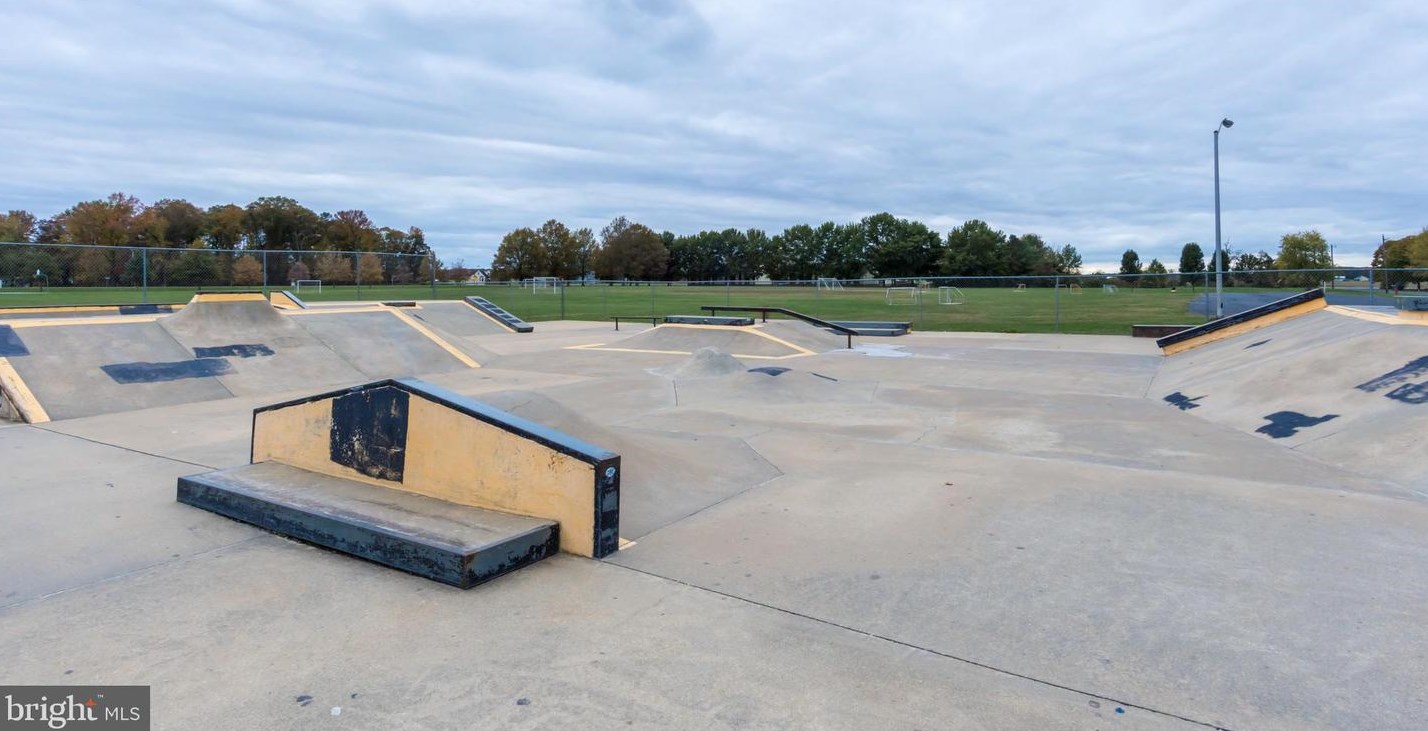 706 Central Ave, Ridgely MD 21660-2148 exterior