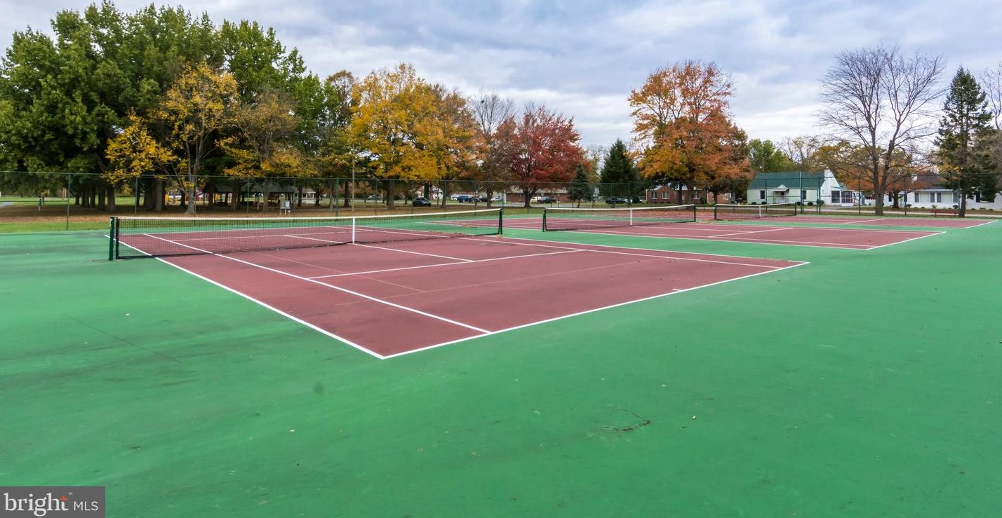 706 Central Ave, Ridgely MD 21660-2148 exterior