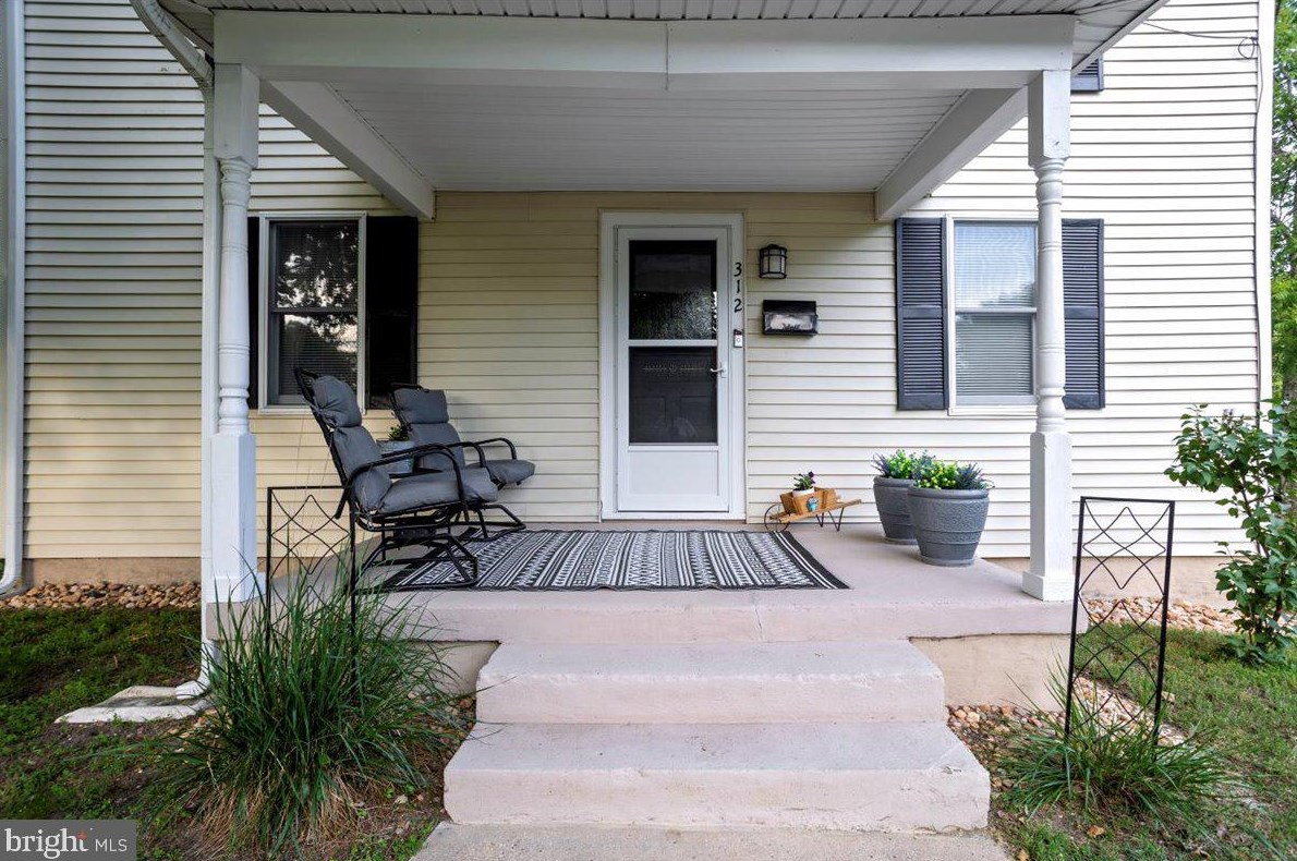 312 Buena Vista Ave, Federalsburg, MD 21632