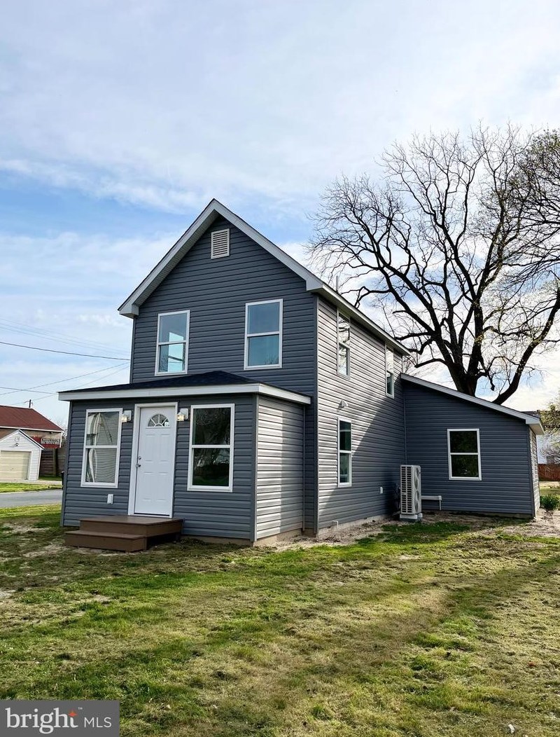 411 Maple Ave, Ridgely MD 21660-1951 exterior