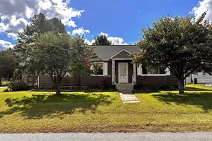 511 Bernard Ave, Greensboro, MD 21639 - Photo 2