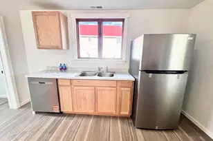 206 Academy St, Greensboro, MD 21639 - Photo 8