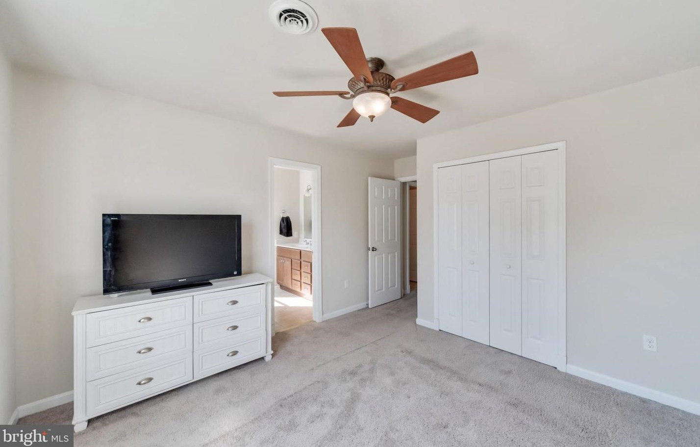 107 Ridge Ave, Taneytown MD  21787-2043 exterior