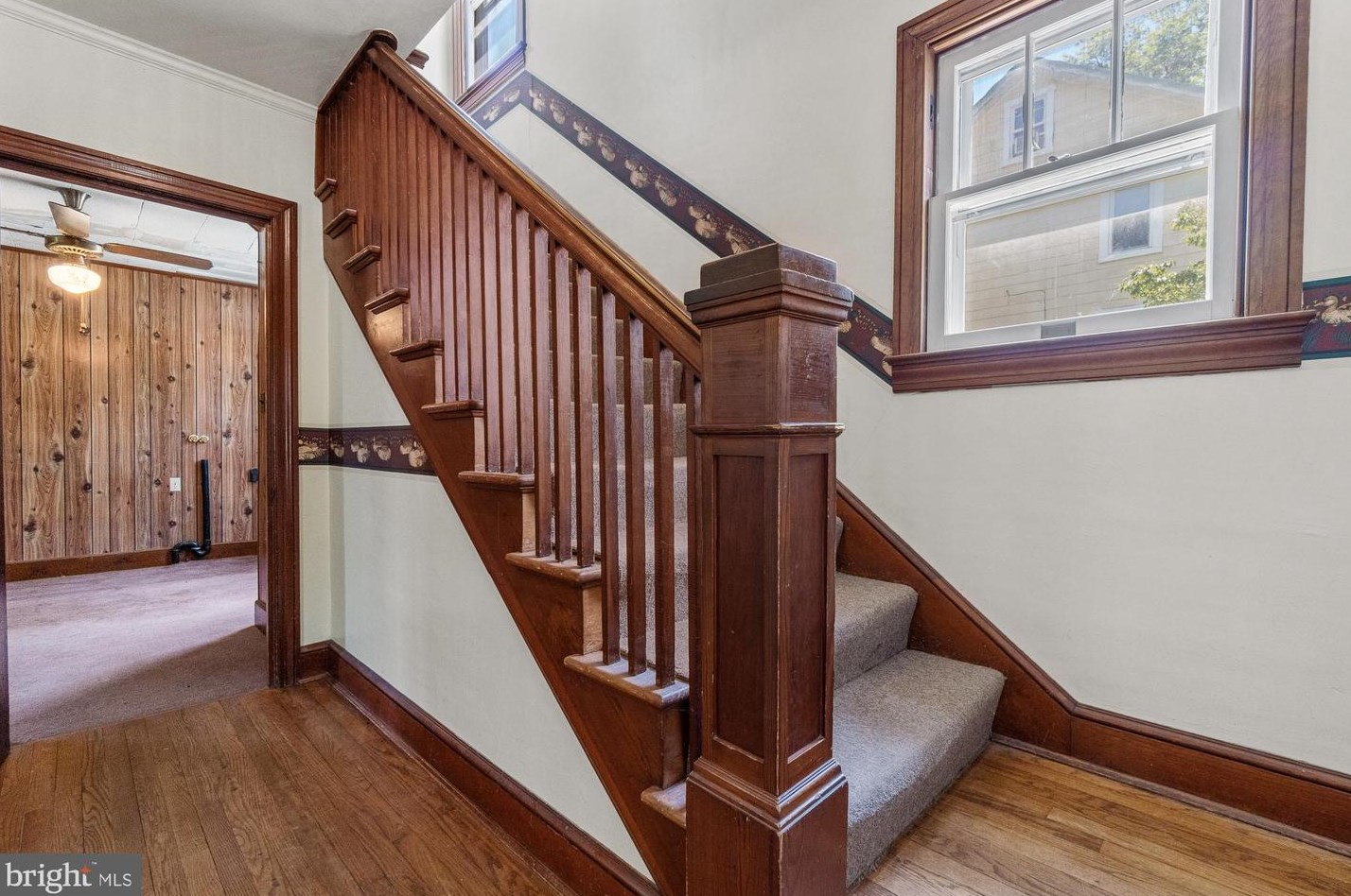 303 Park Ave, Mount Airy MD  21771-5470 exterior