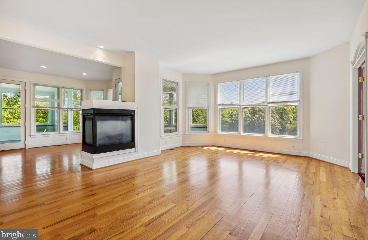 5821 Cabbage Spring Rd, Mount Airy MD 21771-8019 exterior