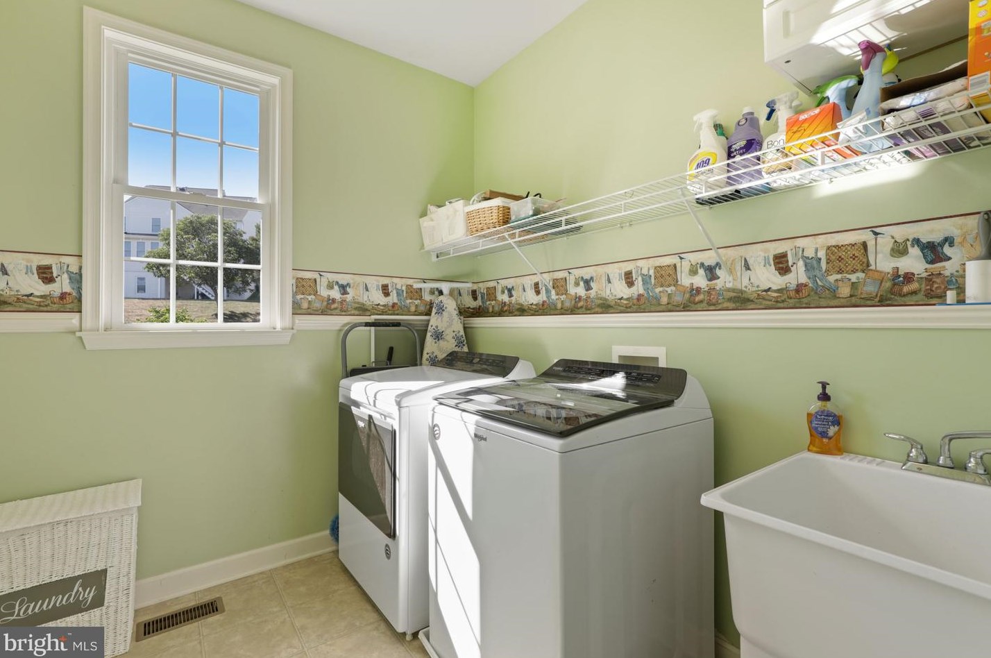 2108 Scarlet Way, Mount Airy MD 21771-8750 exterior