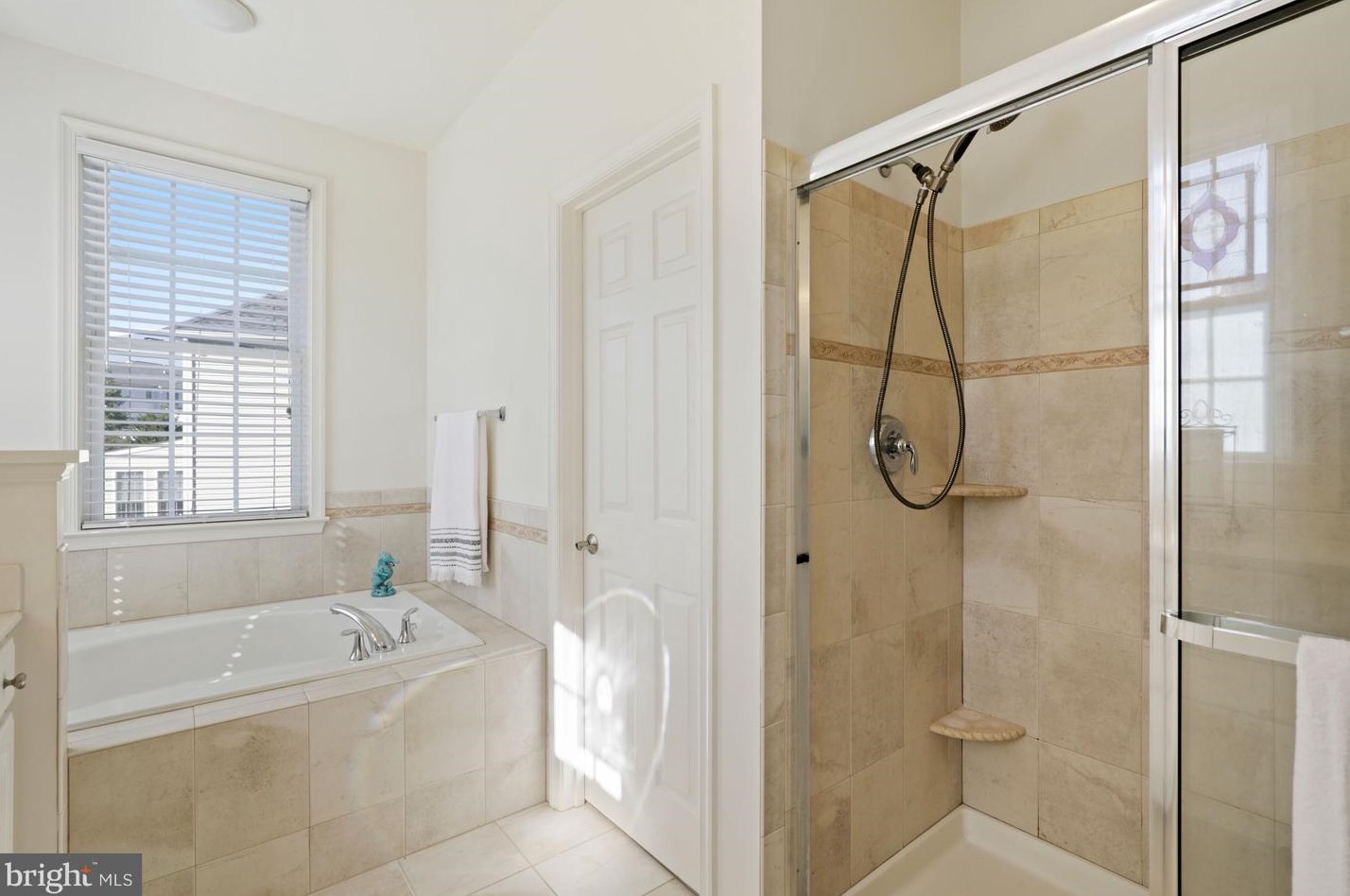 2108 Scarlet Way, Mount Airy MD 21771-8750 exterior