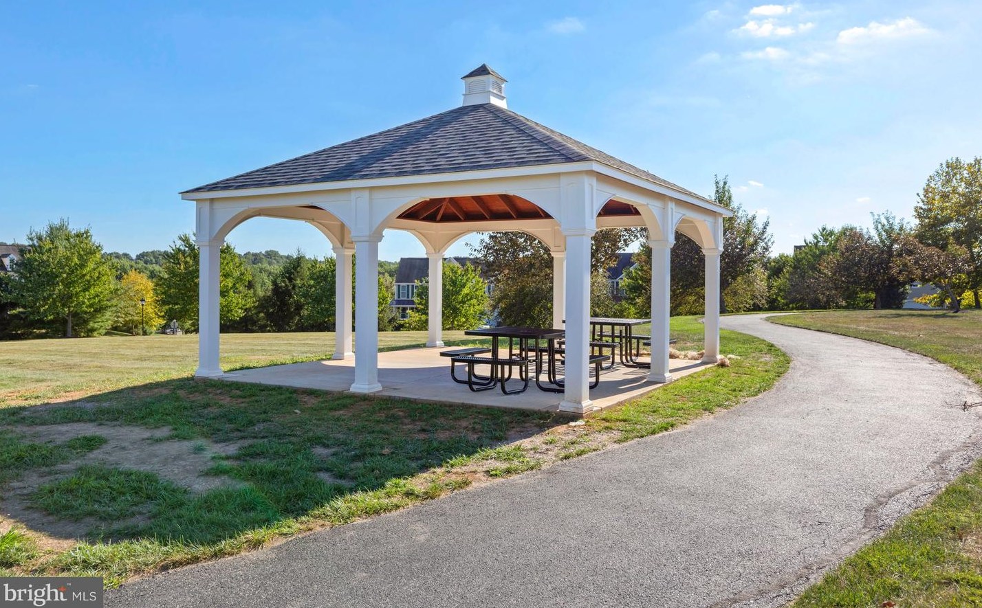 2108 Scarlet Way, Mount Airy MD 21771-8750 exterior