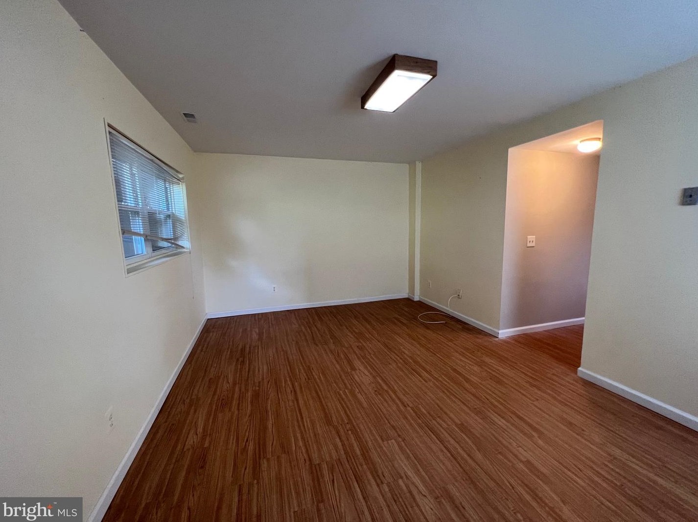 716 Robinwood Dr, Mount Airy MD  21771-5508 exterior