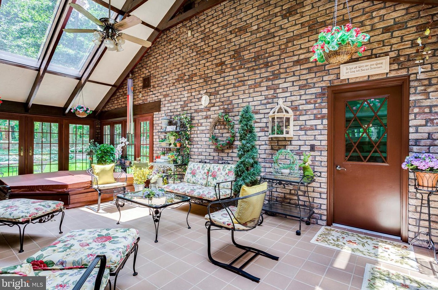 5089 Fleming Rd, Mount Airy MD 21771-8710 exterior