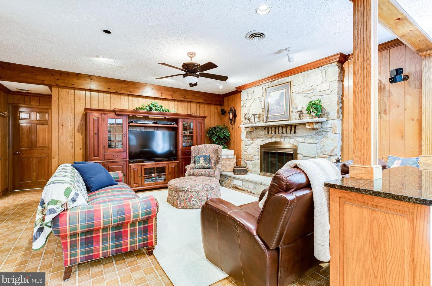 5089 Fleming Rd, Mount Airy MD 21771-8710 exterior