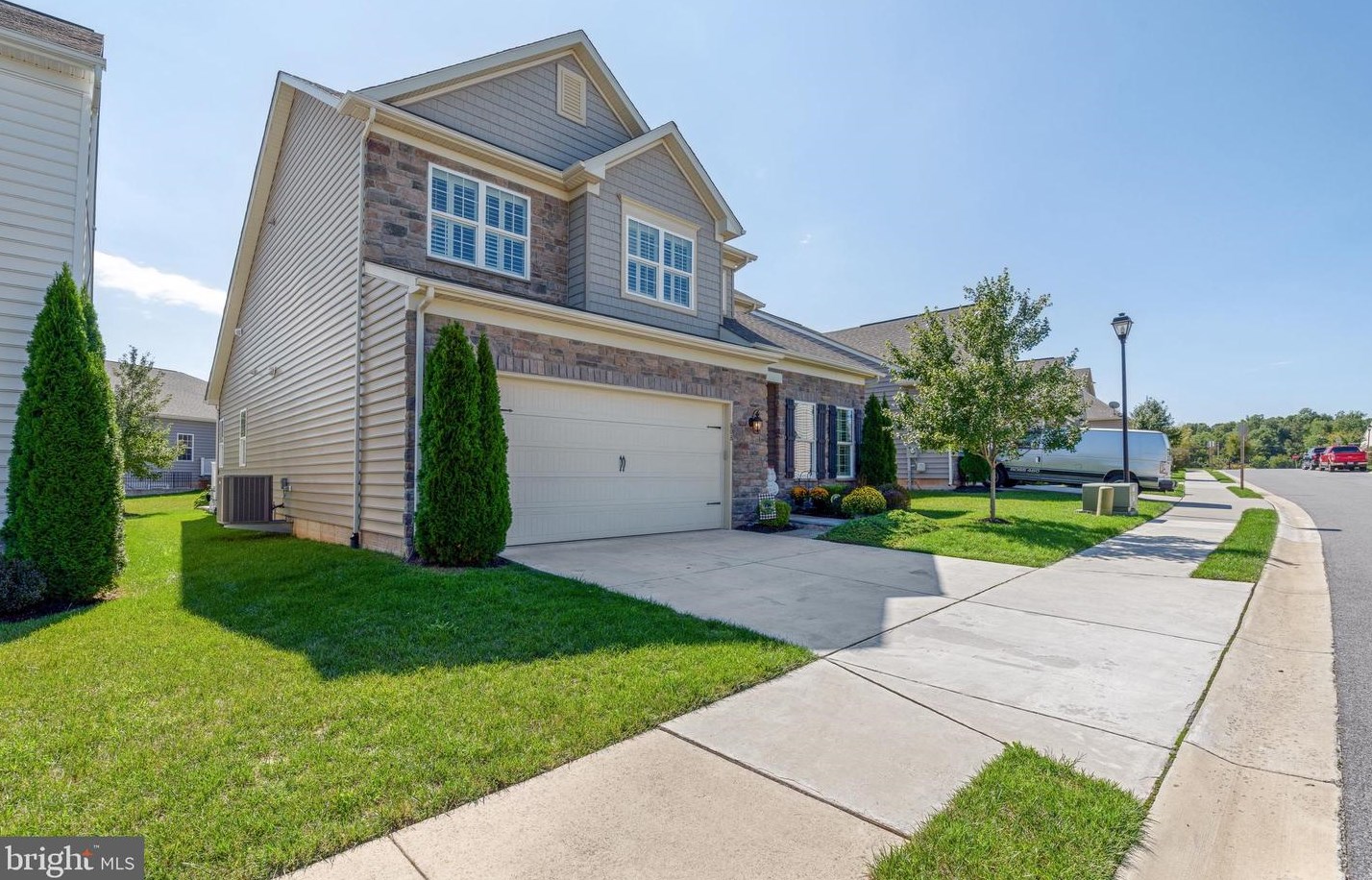 808 Clubside Dr, Taneytown, MD 21787