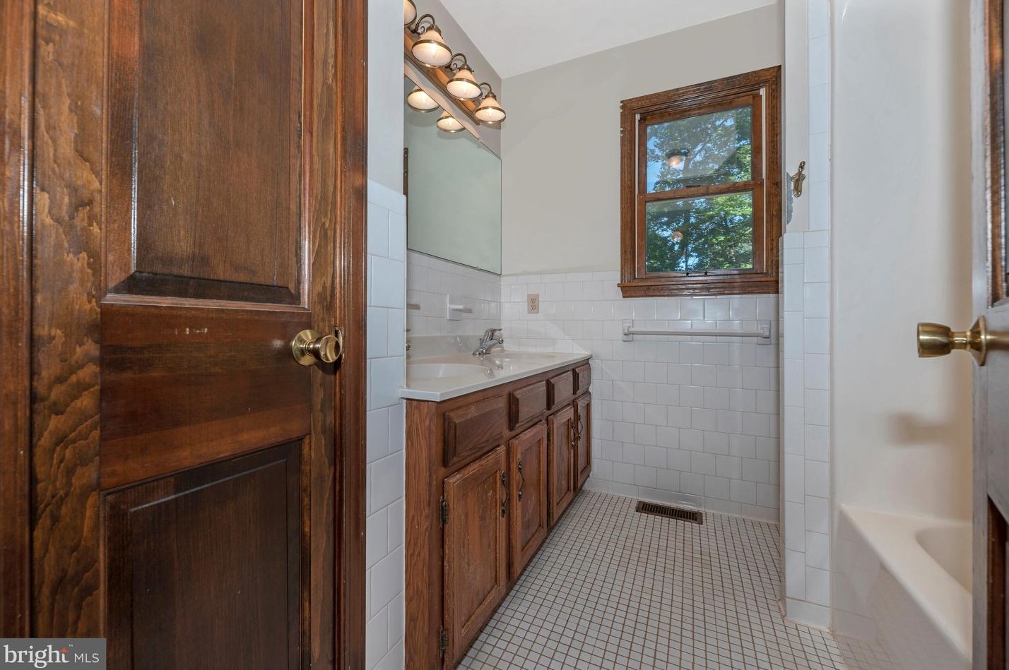 4799 Babylon Rd, Taneytown MD 21787-1416 exterior