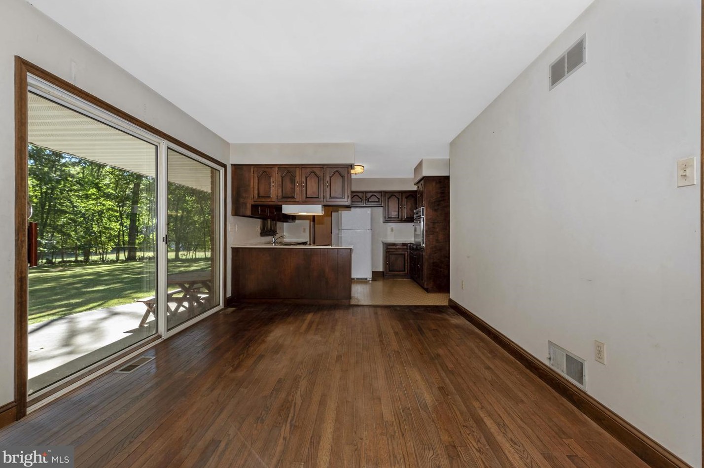 4799 Babylon Rd, Taneytown MD 21787-1416 exterior