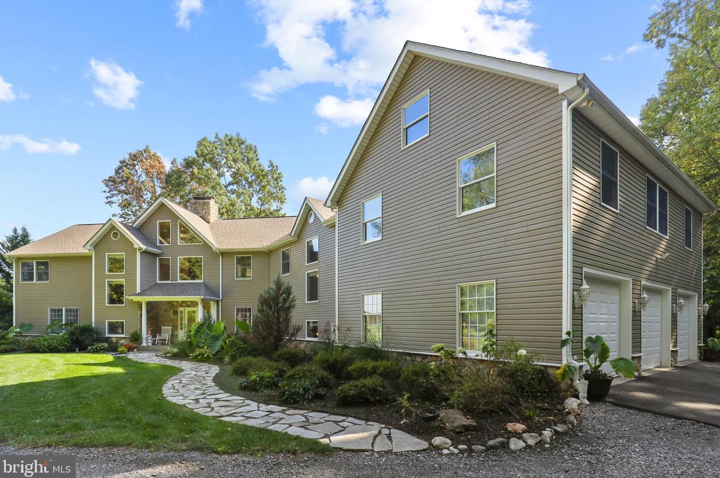 5710 Cabbage Spring Rd, Mount Airy MD  21771-8012 exterior