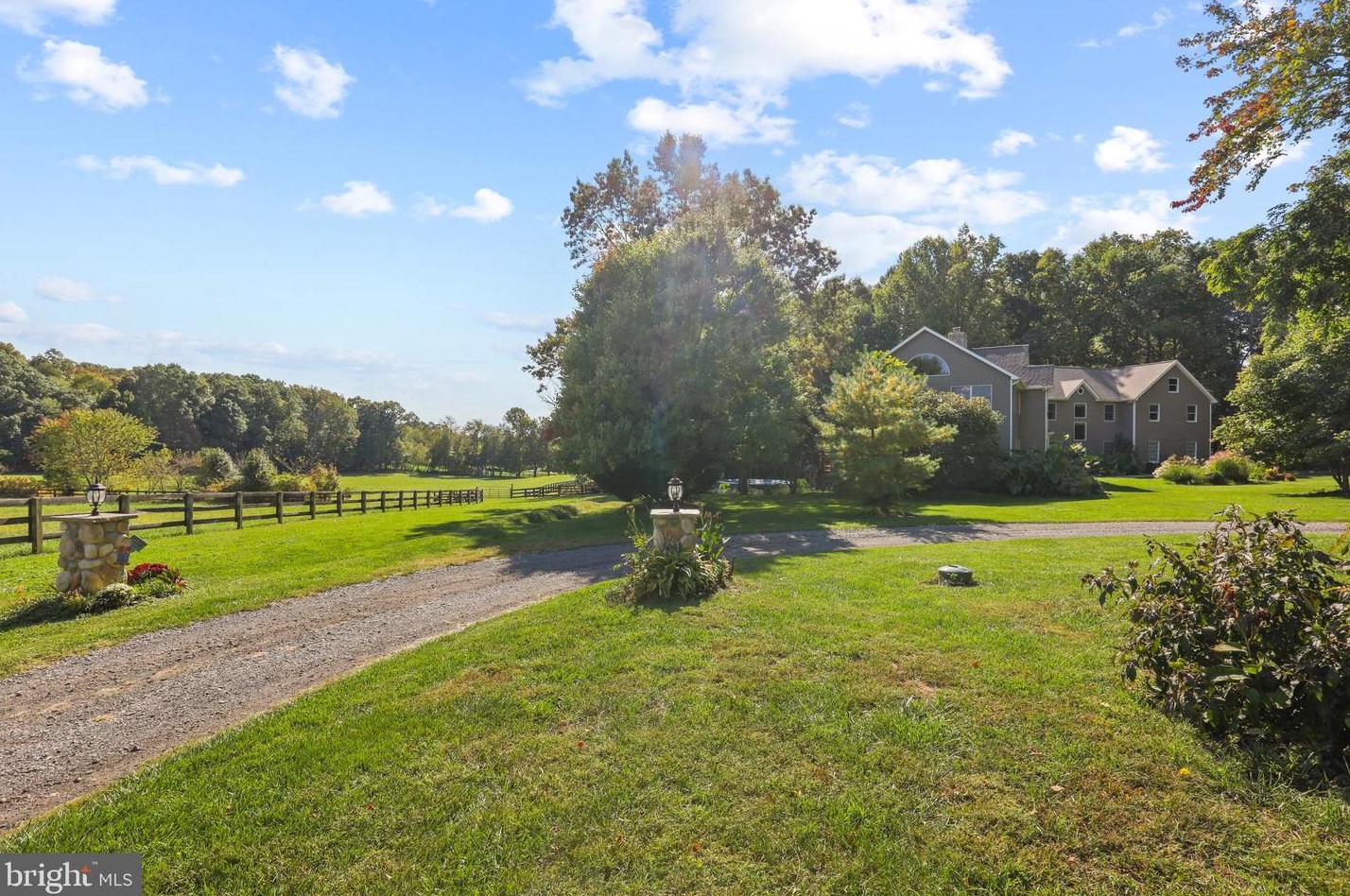 5710 Cabbage Spring Rd, Mount Airy MD  21771-8012 exterior