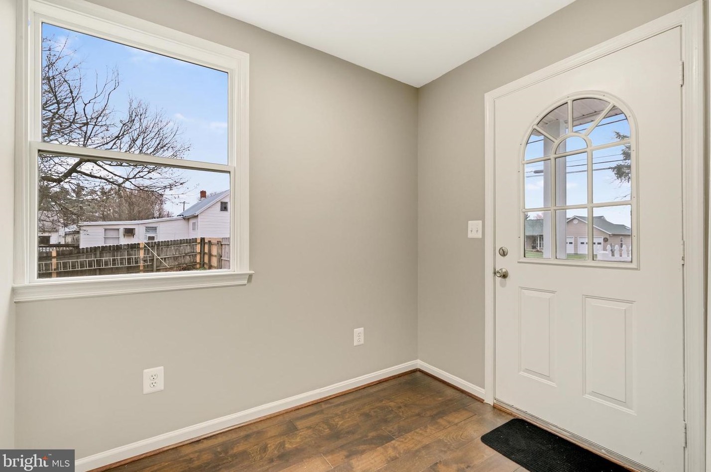 1116 Main St, Mount Airy MD 21771-5677 exterior