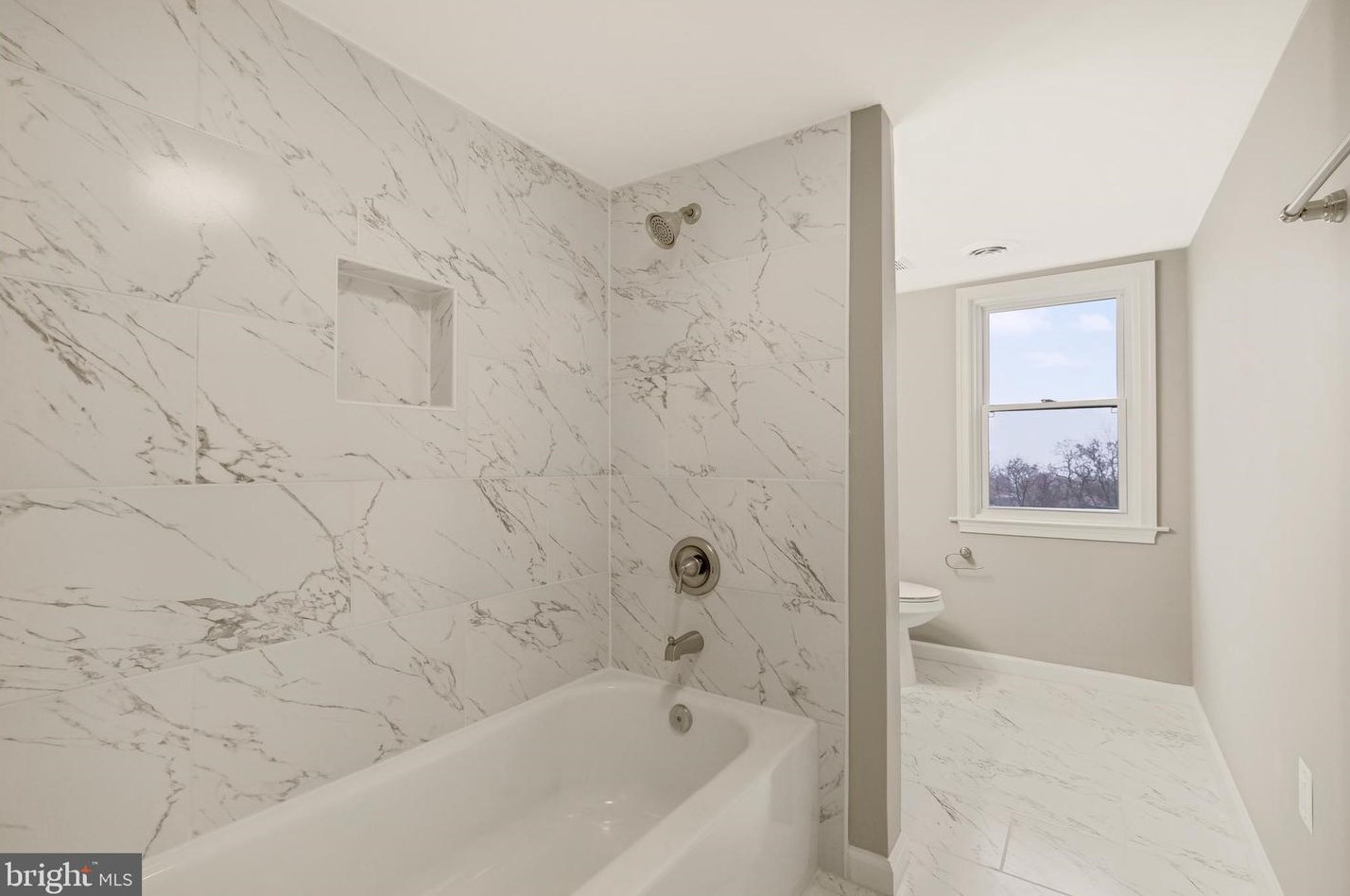 1116 Main St, Mount Airy MD 21771-5677 exterior