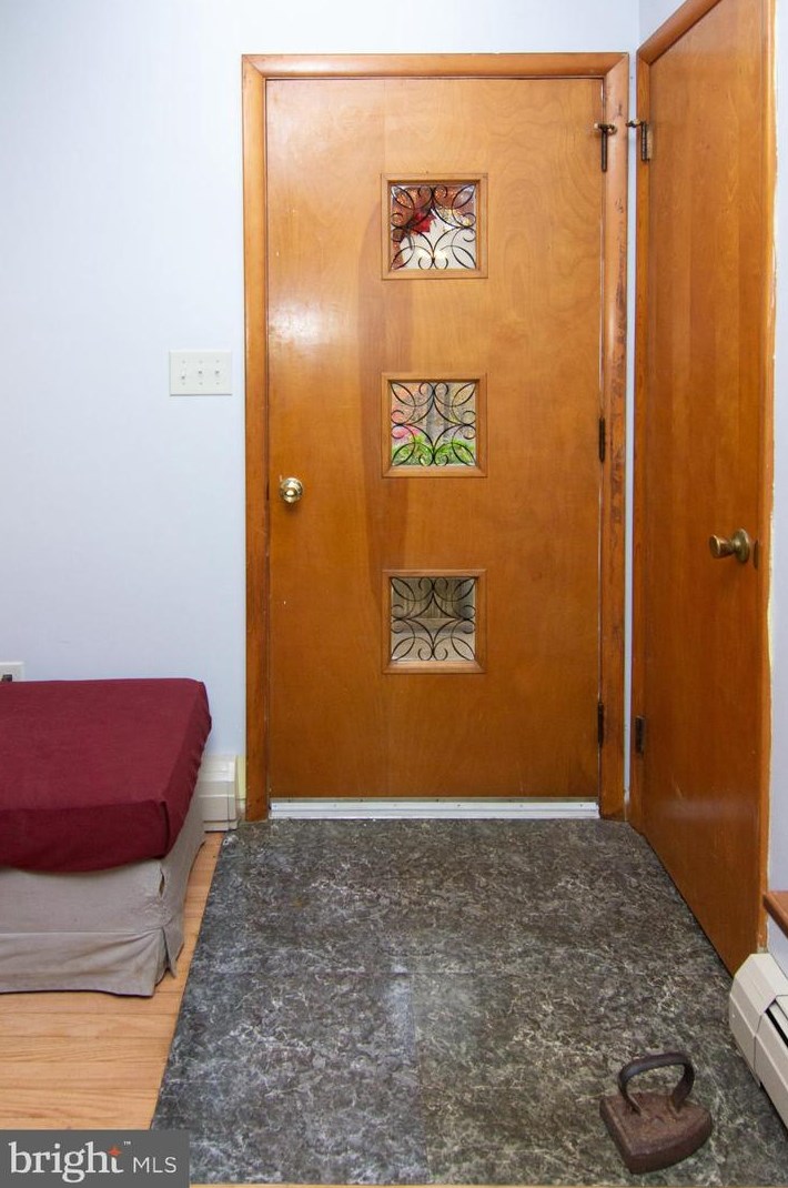 2401 Albert Rill Rd, Hampstead MD  21074-1014 exterior