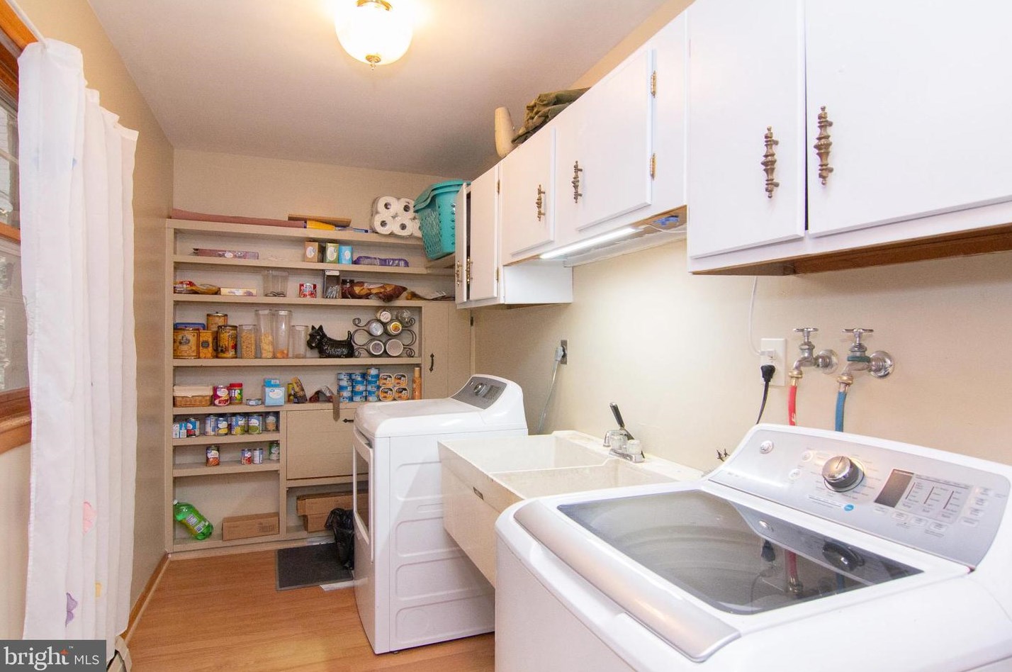 2401 Albert Rill Rd, Hampstead MD  21074-1014 exterior