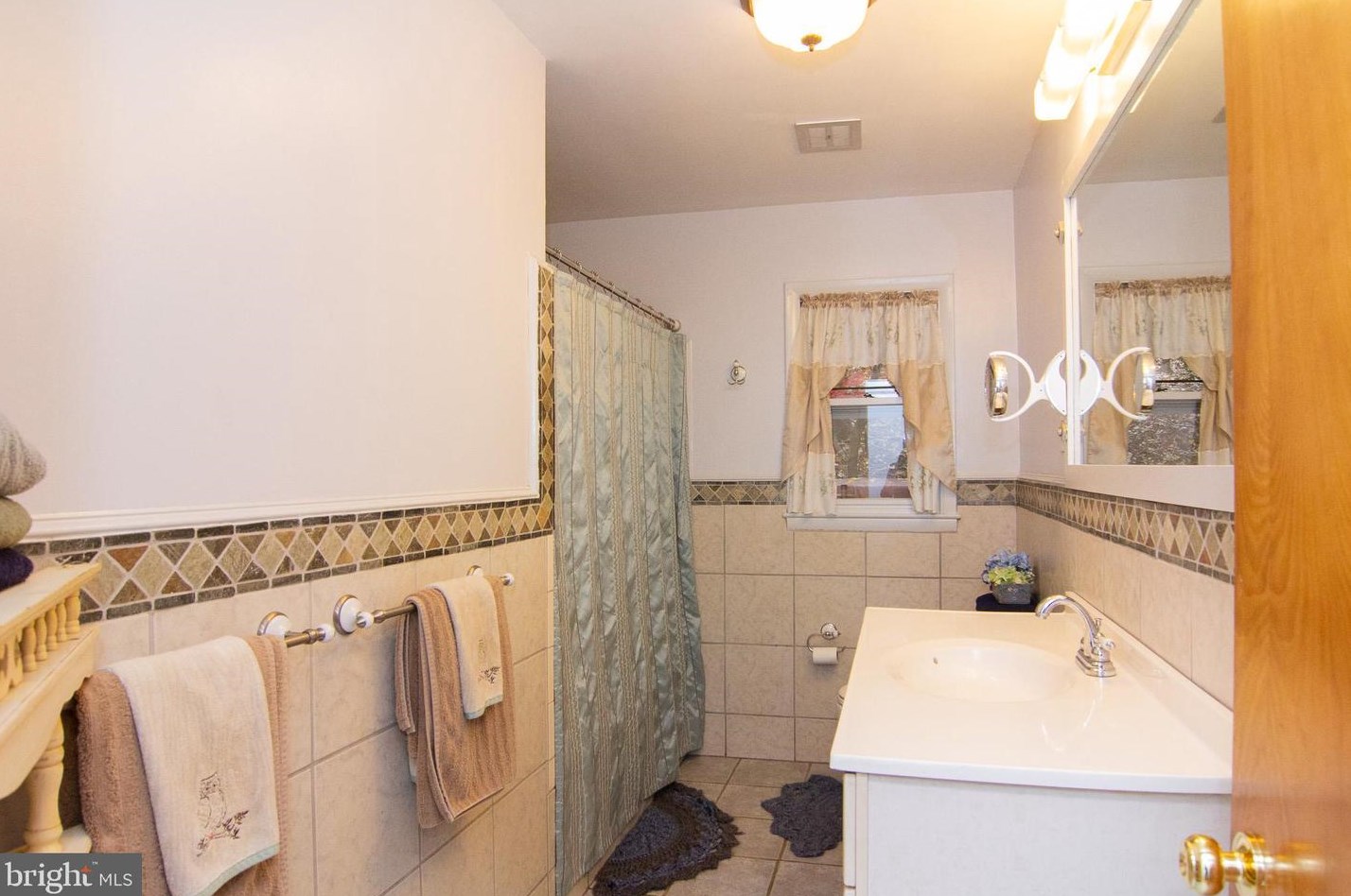 2401 Albert Rill Rd, Hampstead MD  21074-1014 exterior