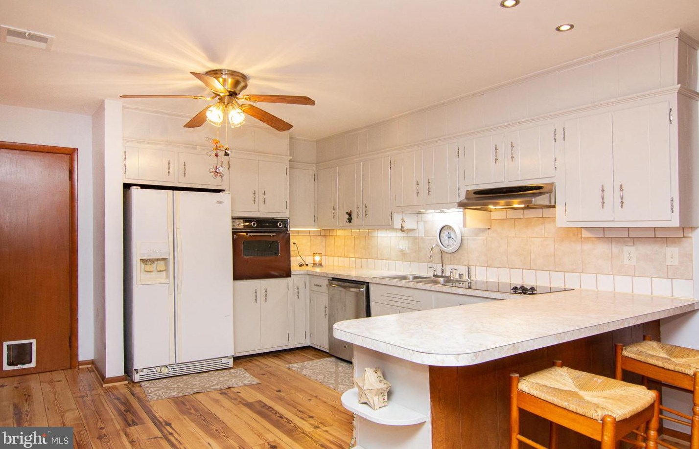 2401 Albert Rill Rd, Hampstead MD  21074-1014 exterior