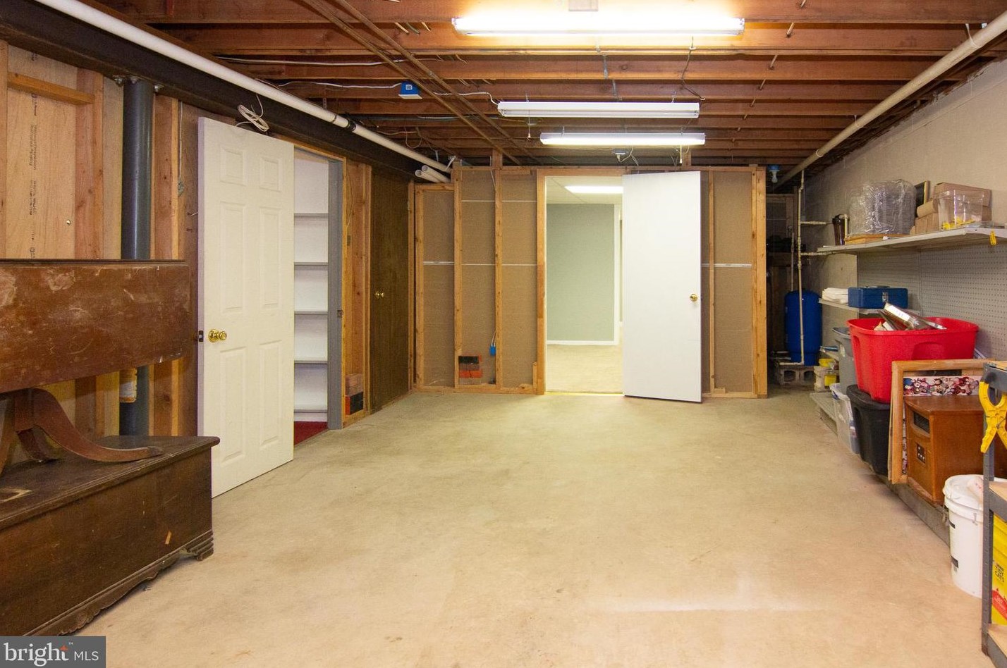 2401 Albert Rill Rd, Hampstead MD  21074-1014 exterior