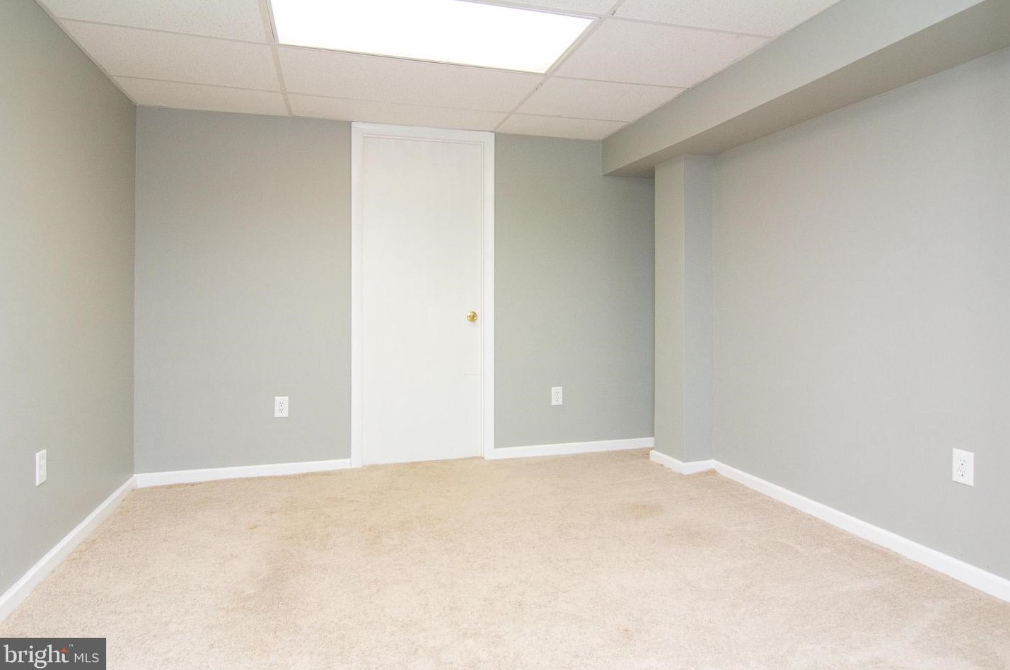 2401 Albert Rill Rd, Hampstead MD  21074-1014 exterior