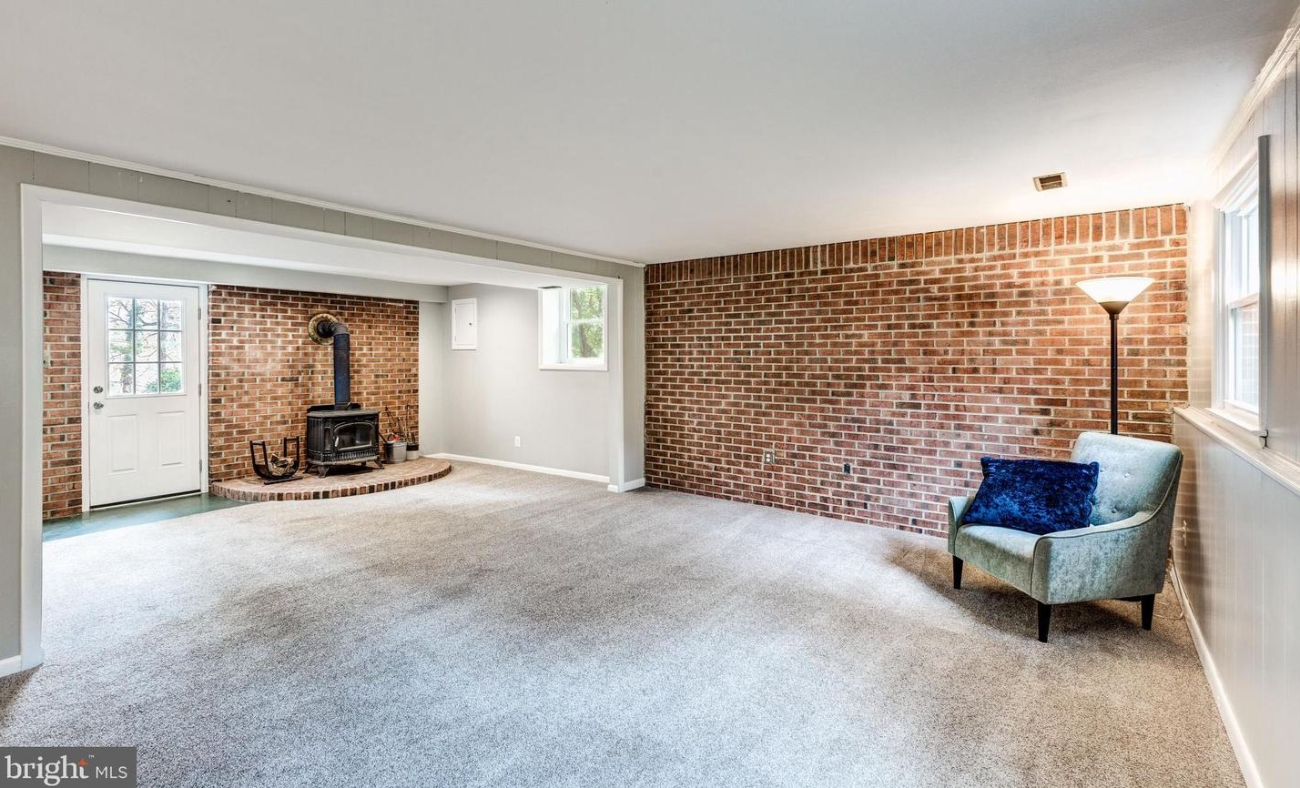 2422 Clydesdale Rd, Patapsco MD  21048-1614 exterior